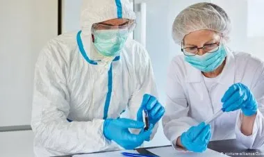 الصحة العالمية تحذر من احتمال وقوع موجتين ثالثة ورابعة لجائحة كورونا