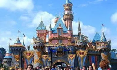 إعادة افتتاح منتجع ديزني لاند في كاليفورنيا بحلول نهاية أبريل