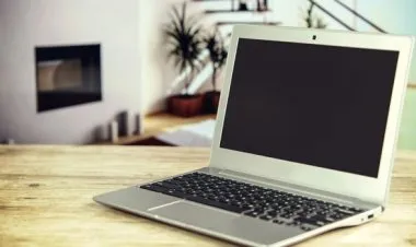 ثغرة أمنية خطيرة في حواسب "آبل ماك" تسمح بتتبع نشاط المستخدم على الإنترنت