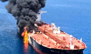 إيران تتهم إسرائيل باستهداف إحدى سفنها