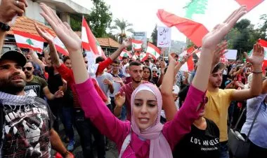 لبنان: تواصل الاحتجاجات في ظل الانهيار المستمر لليرة