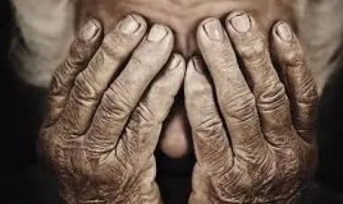 كبار السن أكثر عرضة للاصابة مجدداً بالفيروس