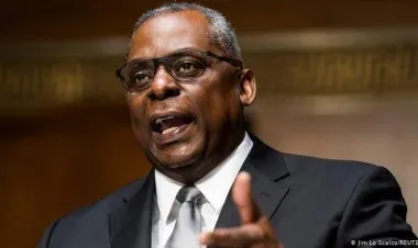 وزير الدفاع الأمريكي يصل كابل في زيارة مفاجئة لأفغانستان