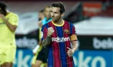 ميسي ينضم لقائمة عظماء أوروبا