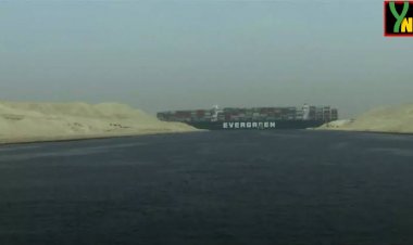 تفاقم أزمة الحاويات العالمية بسبب السفينة العالقة بقناة السويس