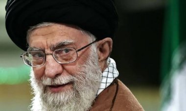 خامنئي يدعو الى تخصيب اليورانيوم فورا