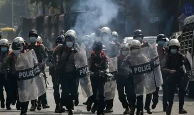 استمرار المظاهرات في ميانمار بعد يومين من القمع الأكثر دموية منذ الانقلاب