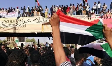 حزب الأمة السوداني يرفض الدولة العلمانية ومبدأ تقرير المصير، وفرض الأجندة الأيدلوجية كشرط لتحقيق السلام.