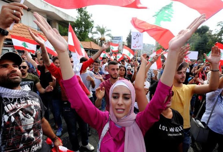 لبنان: تواصل الاحتجاجات في ظل الانهيار المستمر لليرة