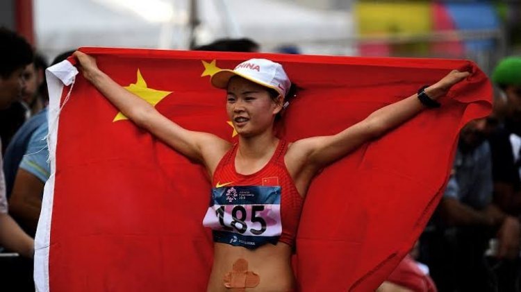 الصينية يانغ جيايو تحطم الرقم العالمي في سباق 20 كلم مشياً