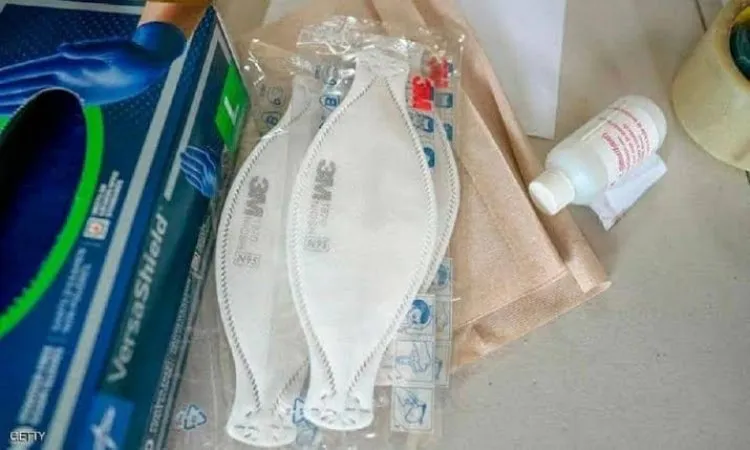 باحثون يصممون أقنعة للأنف فقط لارتدائها أثناء تناول الطعام!