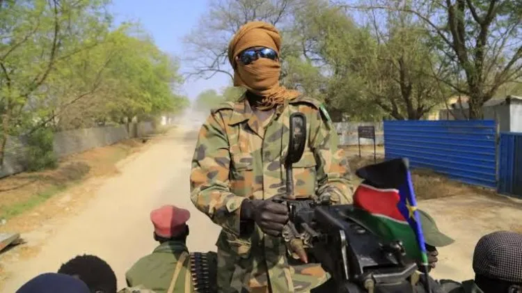 السودان والحركة الشعبية: فصل الدين عن الدولة وتكوين جيش واحد في نهاية الفترة الانتقالية.