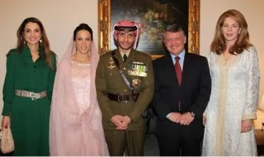 على ذمة الواشنطن بوست: الأمير حمزة، والملكة نور تحت القيود