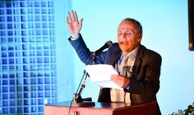 لا مكان للعصافير.. لينقرض أفلاطون!.