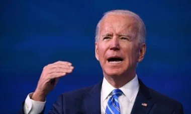 بايدن يعلن حالة طوارئ بسبب روسيا