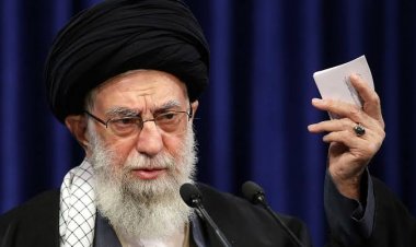 خامنئي يطالب الجيش الإيراني برفع جاهزيته