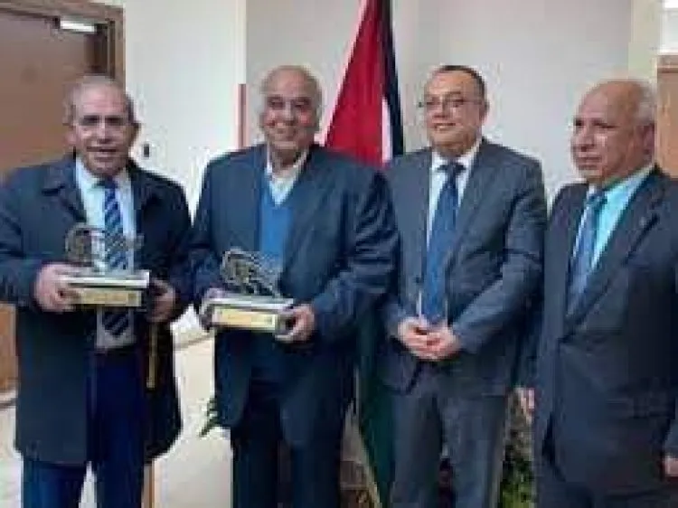 رحيل الشاعر العربي الفلسطيني الكبير الدكتور عز الدين المناصرة