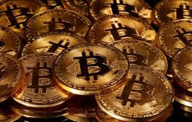 بيتكوين يفقد ٤% بعد قرار البنك المركزي التركي بحظر العملات الرقمية