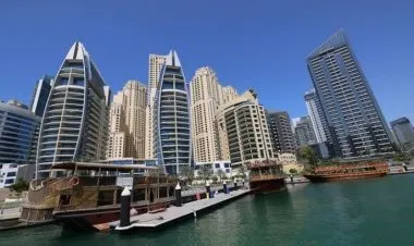 الإمارات: فك الأرتباط مع القوانين والتشريعات والتقاليد العربية والإسلامية