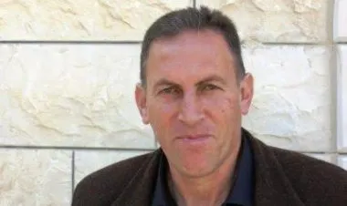 يخافون الثقافة ويغتالون الكلمة