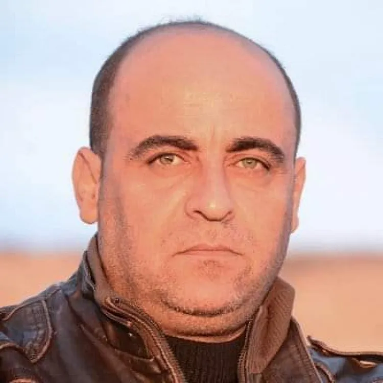 مجهولين يطلقون النار بإتجاه منزل المرشح نزار بنات  والنائب العام يستدعيه