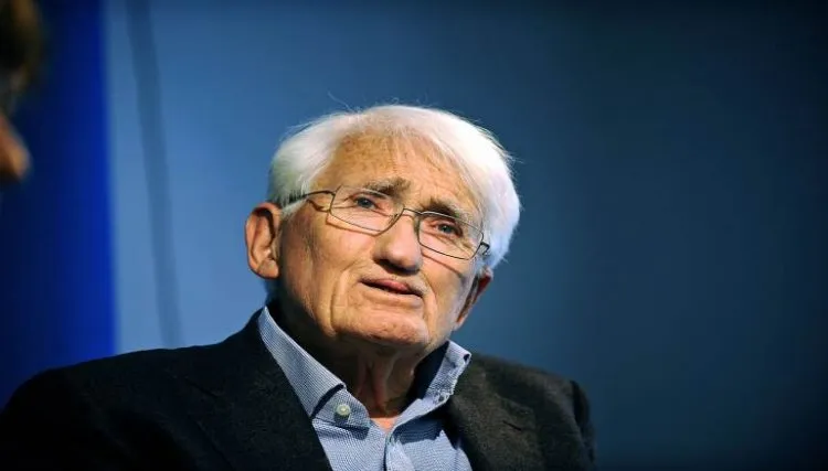 الفيلسوف الألماني يورغن هابرماس يتراجع عن أستلام جائزة الشيخ زايد للكتاب