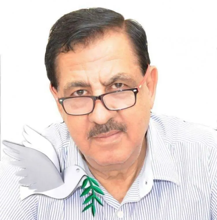 إضاءات نقدية