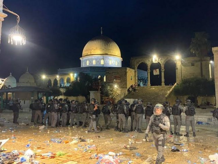 عباس يدعو مجلس الأمن للإنعقاد ويحمّل إسرائيل المسؤولية الكاملة عما يجري في القدس