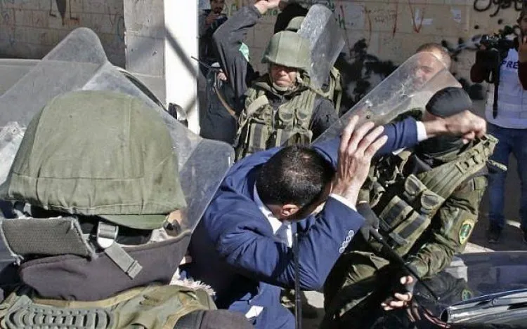 مطالبات للسلطة الفلسطينية بوقف ملاحقة واعتقال الناشطين-