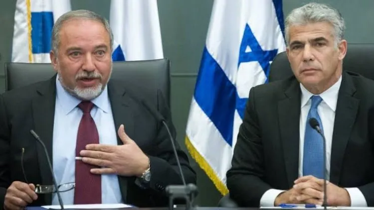 لبيد يطيح بنتنياهو وينجح في تشكيل الحكومة الإسرائيلية