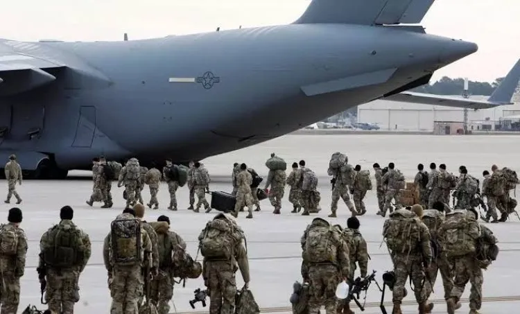 واشنطن ستجلي 50 ألفا من المترجمين الأفغان وعائلاتهم ودول خليجية ستستقبلهم