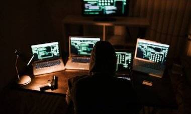 مراسلون بلا حدود تدعو الحكومة الإسرائيلية  إلى فرض حظر على تصدير برنامج التجسس بيغاسوس.