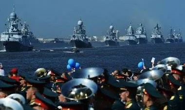 بوتين يشيد بمقدرة سلاح البحرية رصد أي عدو وشن هجوم لا يمكن منعه