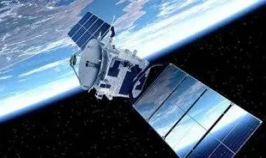 بريطانيا تتهم روسيا والصين بممارسة نشاطات خطيرة في الفضاء