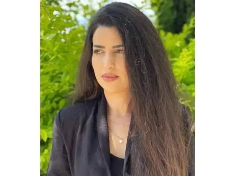 حوار مع الشاعرة والناثرة نرمين سعيد