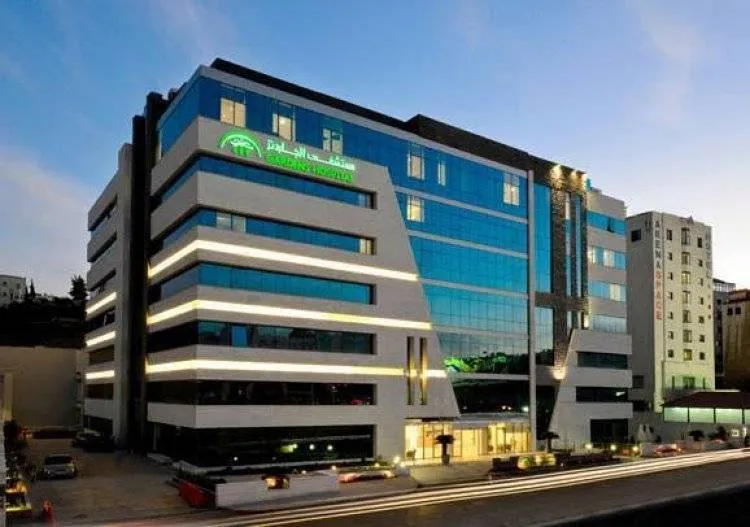 وفيات جراء انقطاع التيار الكهربائي في مستشفى الجاردنز بعمان