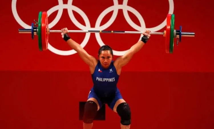 أول ذهبية في تاريخ الفلبين تبدل حياة الرباعة هيديلين دياس للأفضل