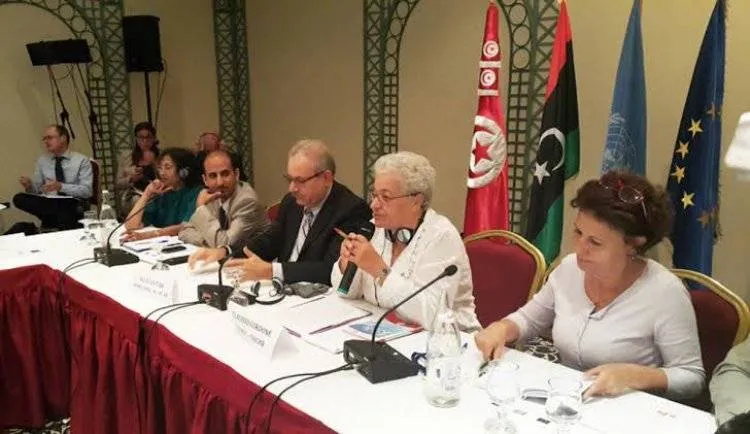 منظمات المجتمع المدني في تونس تحذر الرئيس من تمديد الإجراءات الاستثنائية