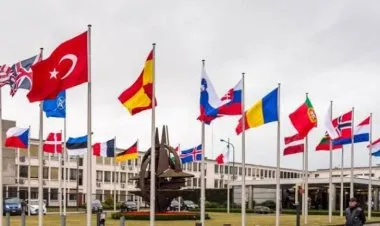 الناتو والاتحاد الأوروبي يدينان الهجوم على ناقلة النفط الإسرائيلية في بحر العرب