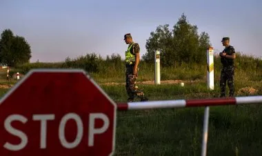 داخلية ليتوانيا تدعو لاعتبار المهاجرين بمثابة مجرمين واستخدام القوة ضدهم