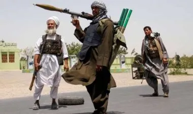 طالبان تسيطر على عواصم 5 ولايات أفغانية