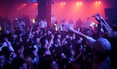 الصين تحظر الأغاني ذات المحتوى غير القانوني والدروس الخصوصية