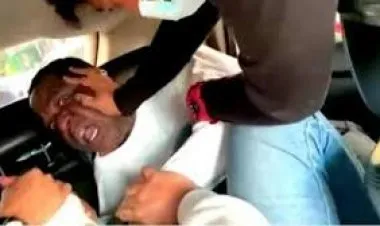 توقيف دبلوماسي نيجيري بالقوة في إندونيسيا يشعل أزمة بين البلدين