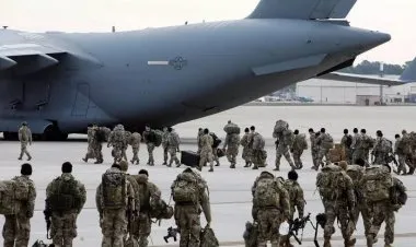 البنتاغون ترسل نحو ثلاثة آلاف جندي إلى أفغانستان فورا لإجلاء موظفين في السفارة الأميركية بشكل آمن 