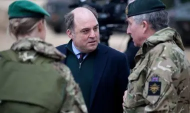 بريطانيا تعلن أنها قد تعود إلى أفغانستان إذا عاد تنظيم القاعدة