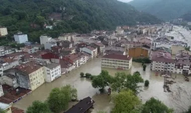 تركيا: إرتفاع عدد ضحايا الفيضانات إلى ٢٧ قتيل على الأقل