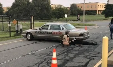 تضامنا مع فلسطين.. أميركيون يغلقون مداخل شركة مصنعة للصواريخ