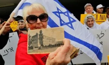 اسرائيل تتهم بولندا بالمعاداة للسامية وتطلب بقاء سفيرها في بلاده