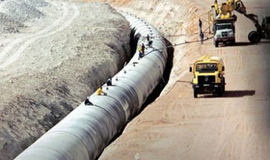 مسلحون موالون لعبد الله السنوسي يقتحمون النهر الصناعي.. ويقطعون المياه عن مليوني ليبي