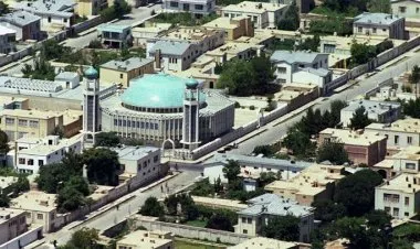 مفاوضو حركة طالبان في طريقهم للقصر الرئاسي بكابول تمهيدا لتسلم السطلة